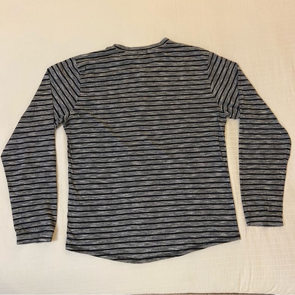 Lrg Gray & Black Long Sleeve Tee w/ Henley Neckline & Stripes w/ pocket sz XL - Picture 13 of 16